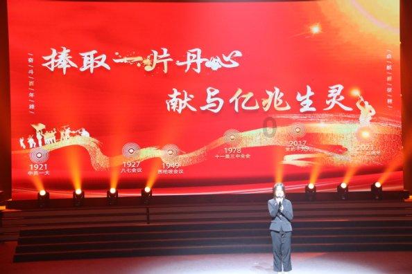 一个长方形菜地,周长是300米,长是宽的2倍,这个长方形的长和宽各多少米?列方程解-有问必答平台,让你的问题迎刃而解
